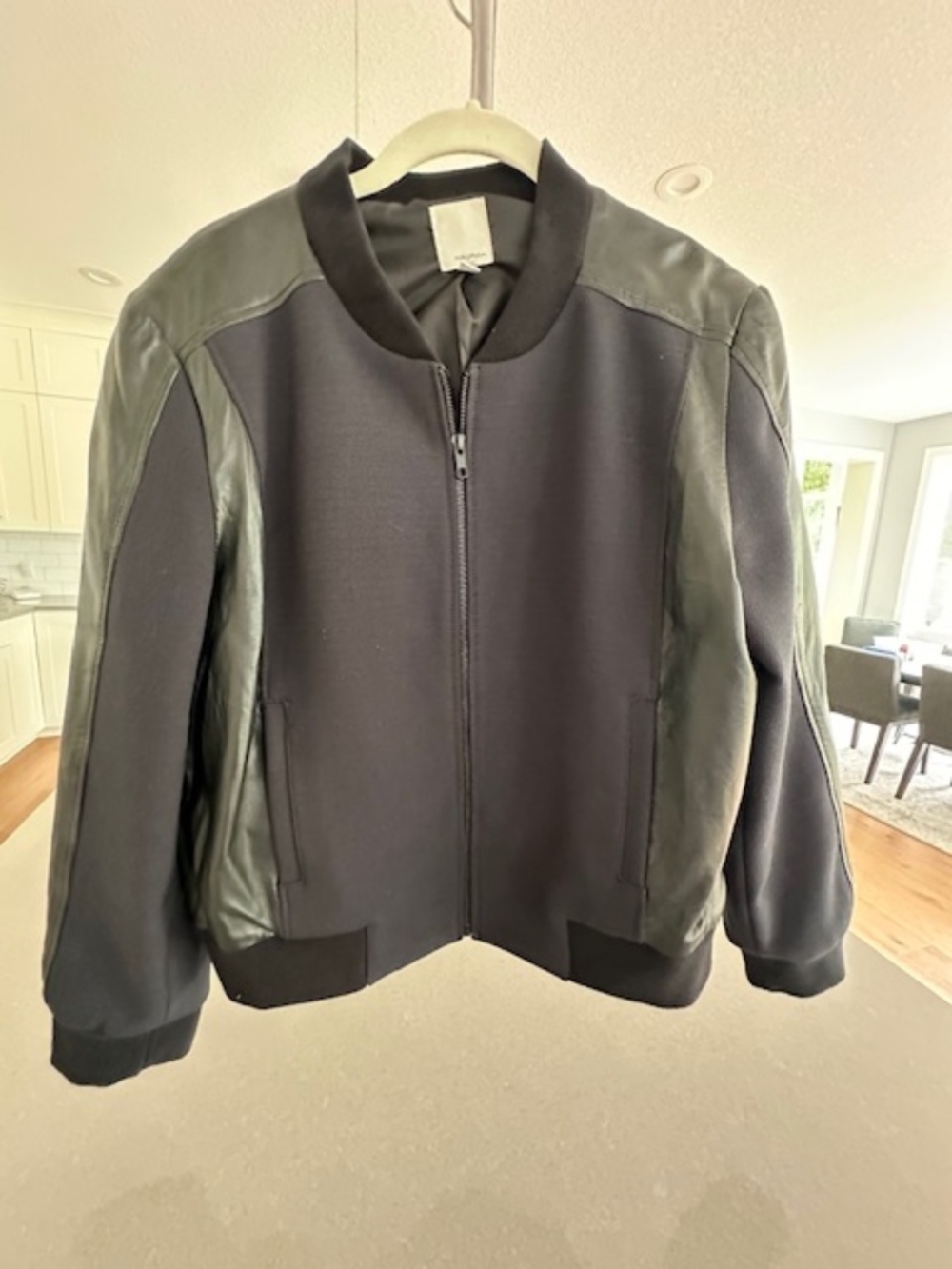 Halogen (Nordstrom) Large Leather/Fabric Black Lightweight Jacket -Barley worn